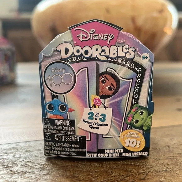 Disney Doorables Series 10 Mini Peek Figures Mystery Disney 100 Set of 2 - New - Picture 3 of 5